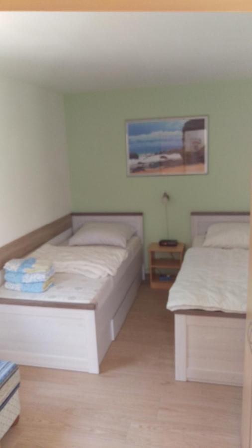 Ferienwohnung Fliederweg Suhl Bagian luar foto